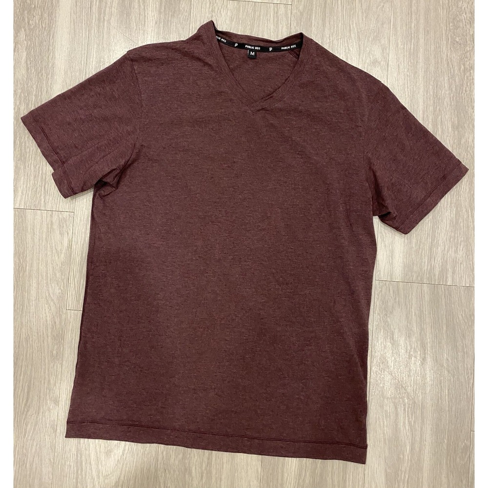 Public Rec Shirt Mens Medium Tee Short Sleeve V Neck Active Stretch Peru EUC